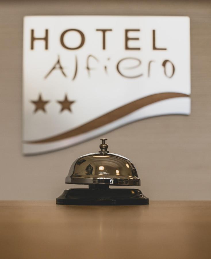 Hotel Alfiero 포르투산투스테파노 외부 사진